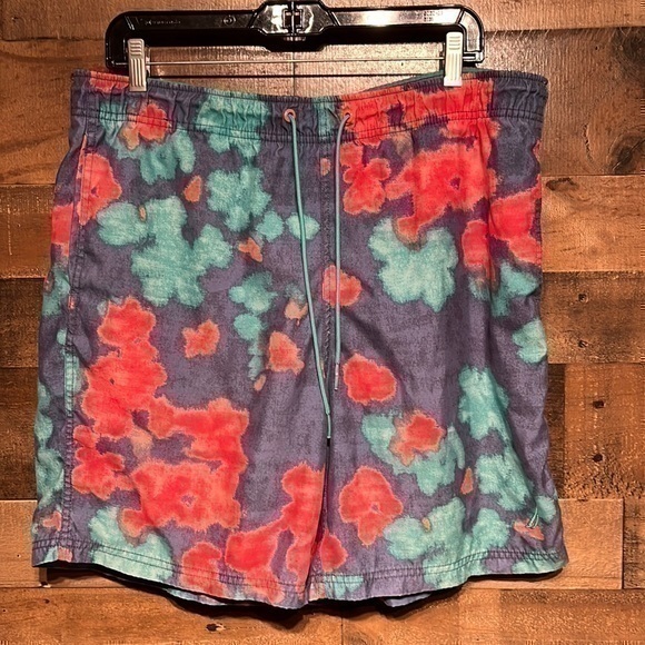 Nautica swimming shorts size medium men floral print - Picture 1 of 5